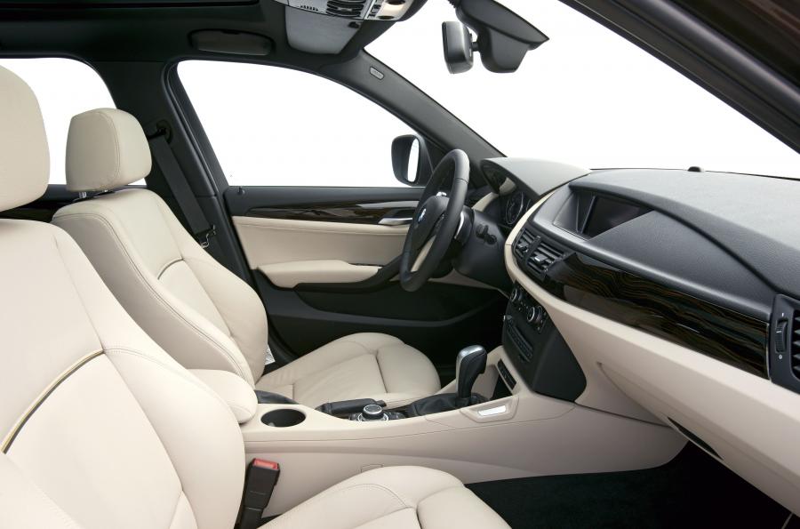  BMW X1 2009 года  (фото 27 из 190)